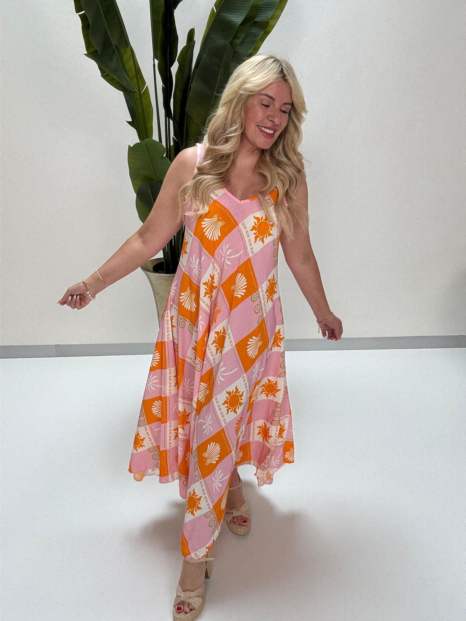 Luftiges Kleid SUMMER GIRL rosa/orange/weiß mit seitlichen Taschen