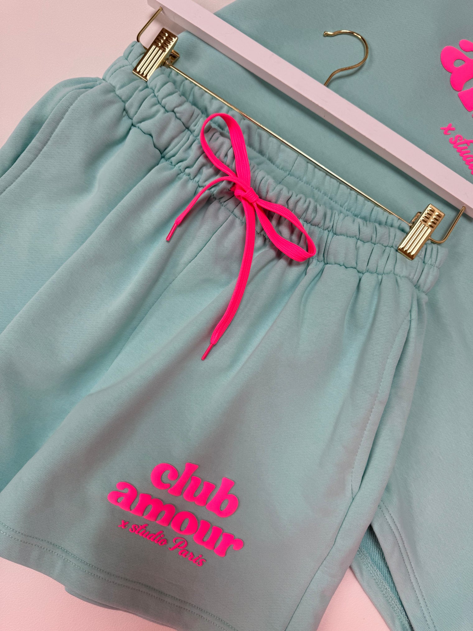 Shorts CLUB AMOUR türkis