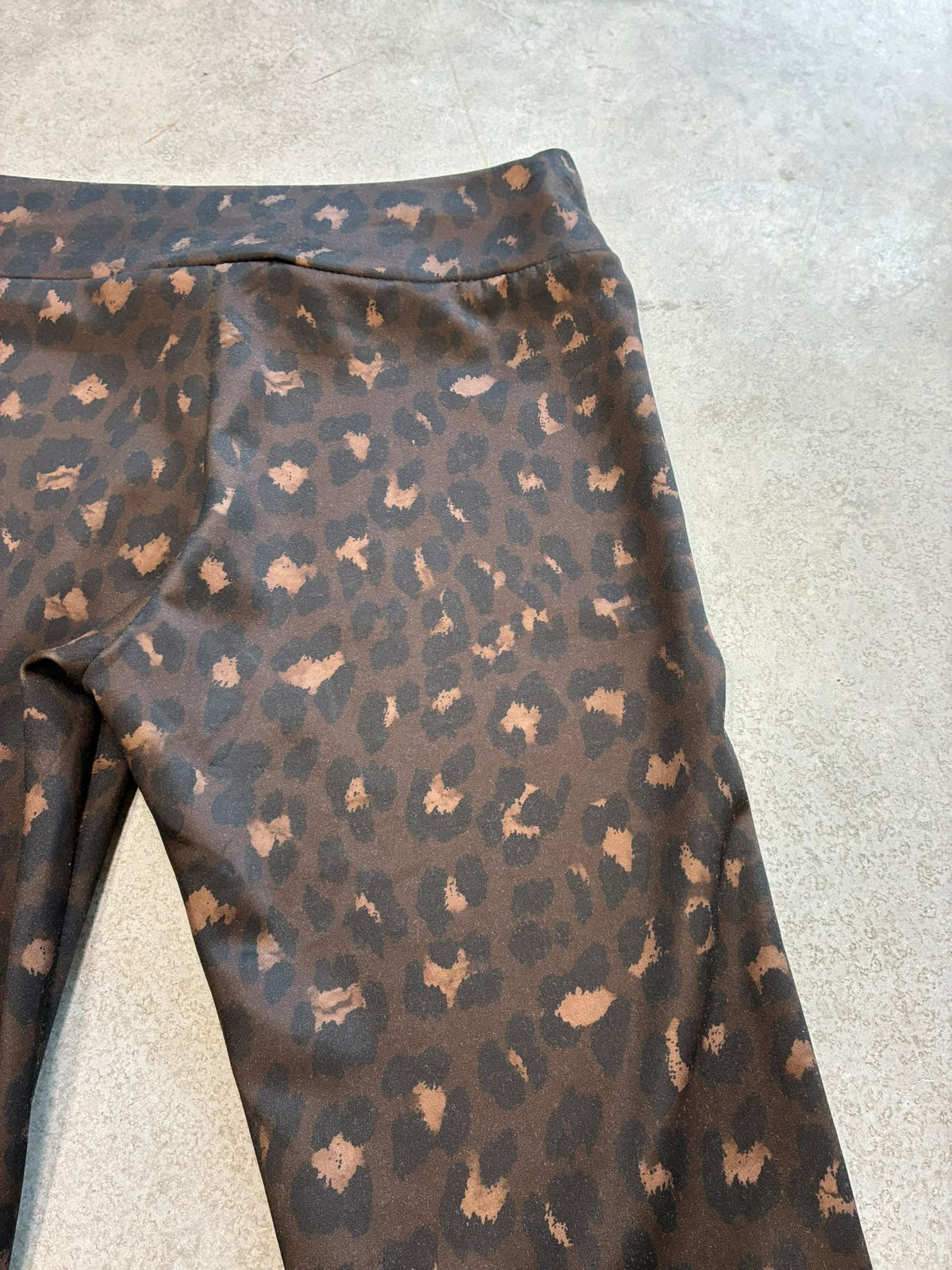 Butterstoff Leggings LEO dark chocolate/schwarz