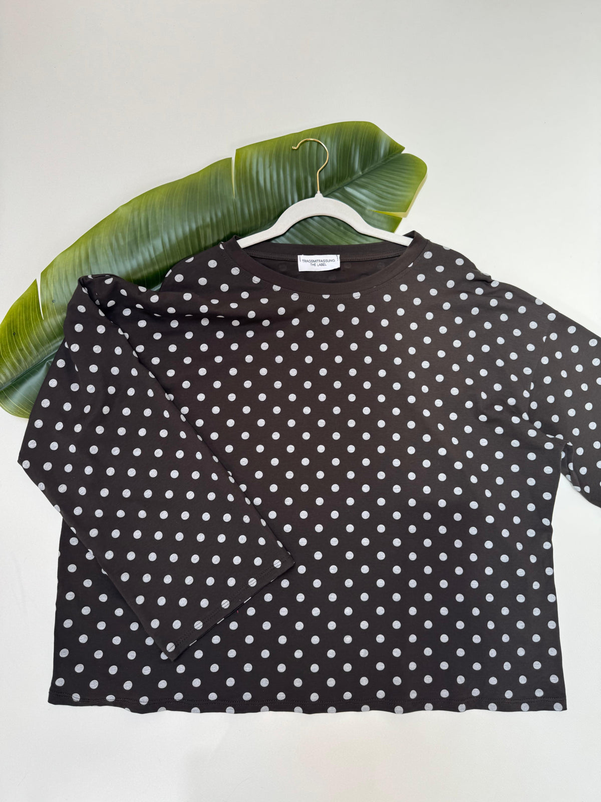 Longsleeve DOTS mit leicht ausgestelltem Ärmel chocolate