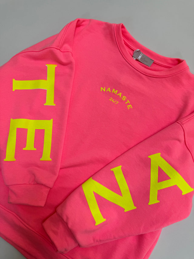 Sweater mit Rückenprint NAMASTE pink
