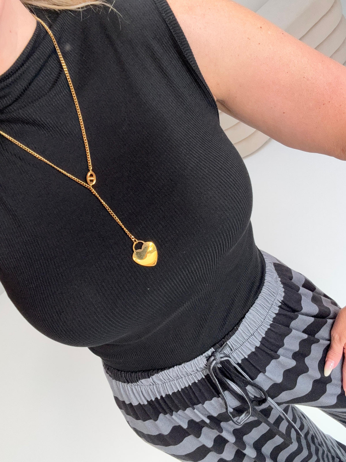 Ripp Turtle Neck Top LOVELY LIFE schwarz