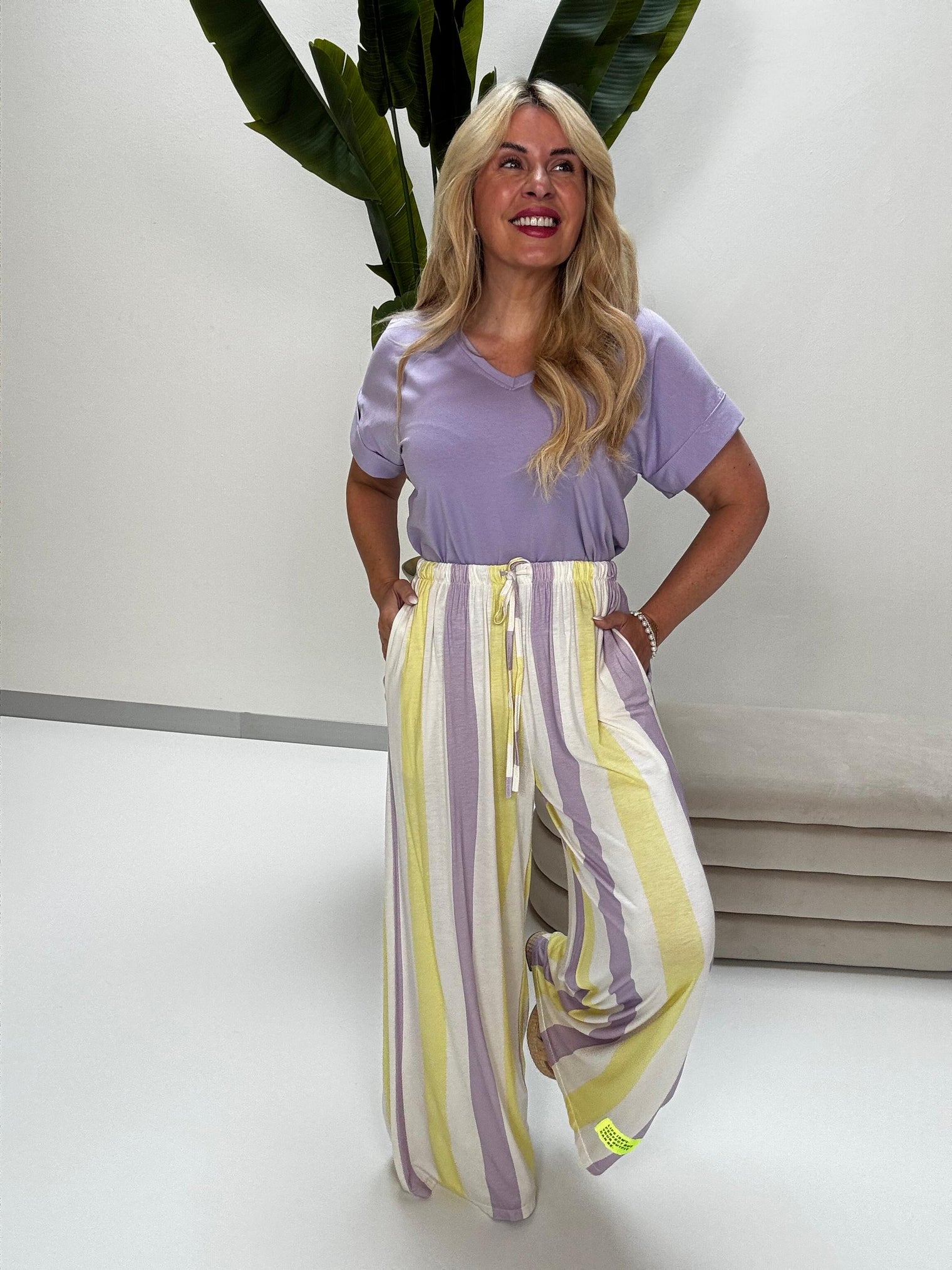 Butterstoff Hose PERFECT MATCH mit Patch weiß/flieder/lemon