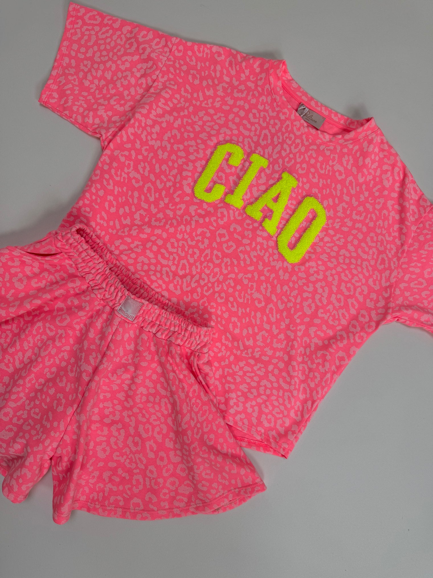 Statement Sweatshirt pink/rosa CIAO LEO gelb