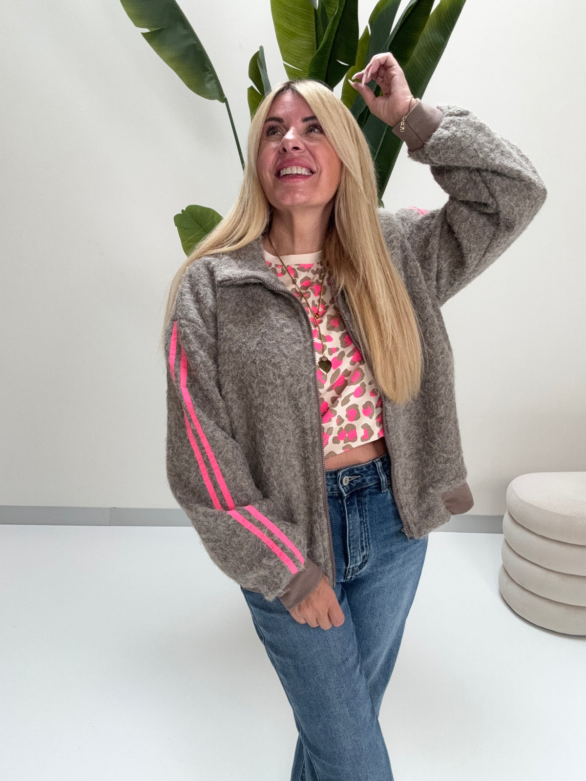 Jacke SPORTY COZYNESS soft taupe/pink mit seitlichen Streifen