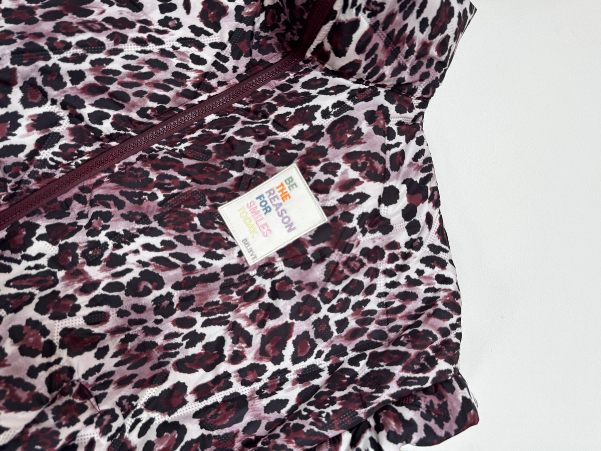 Wattierte Puffy Zipper Weste BE THE REASON FOR SMILES TODAY Leo burgundy