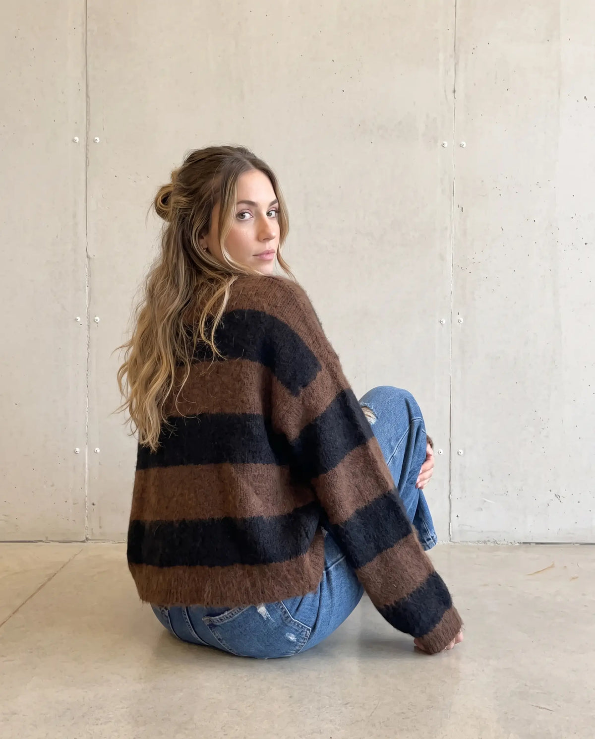 Kuschelweicher Strickpullover mit Alpakaanteil schwarz/braun