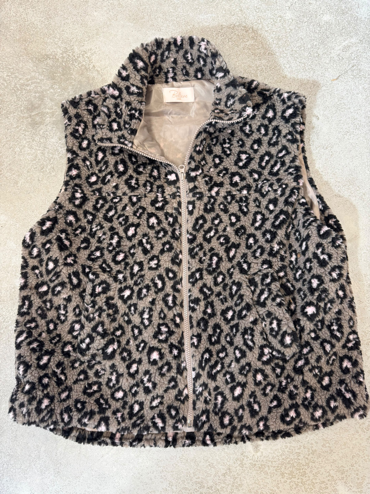 LEO Teddy Weste taupe/schwarz/hellrosa