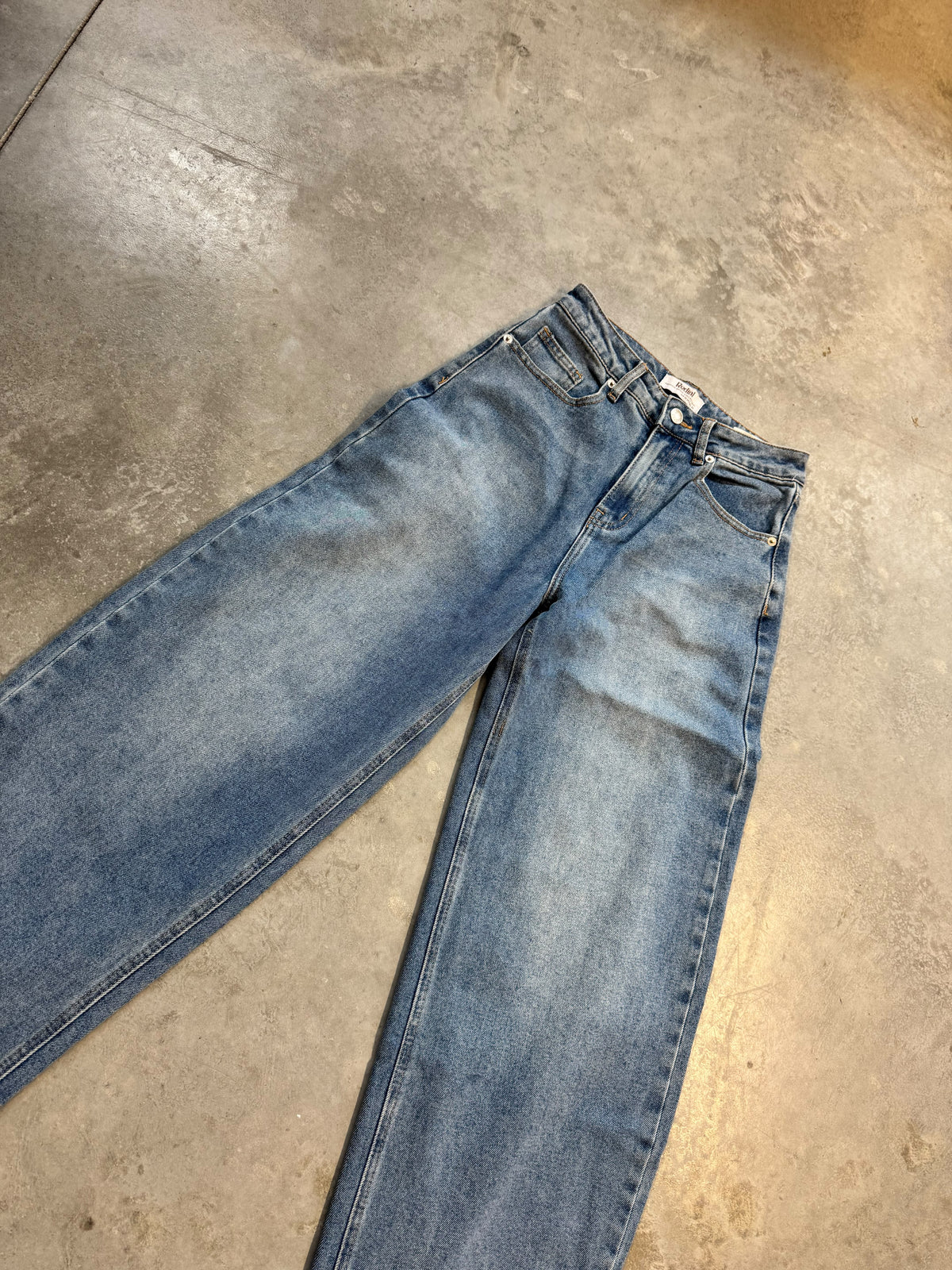 Stretch Mom Jeans light denim blue