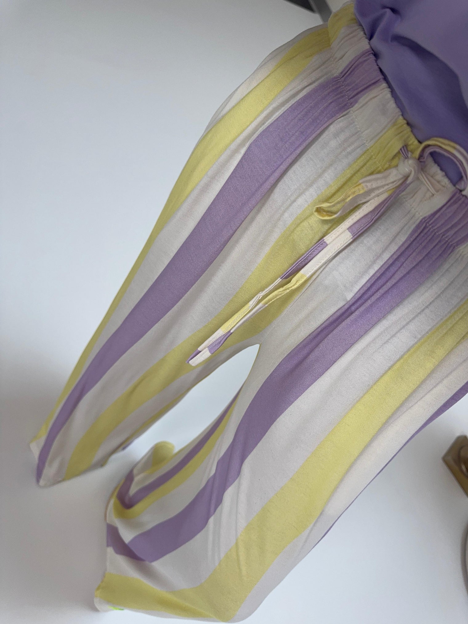 Butterstoff Hose PERFECT MATCH mit Patch weiß/flieder/lemon