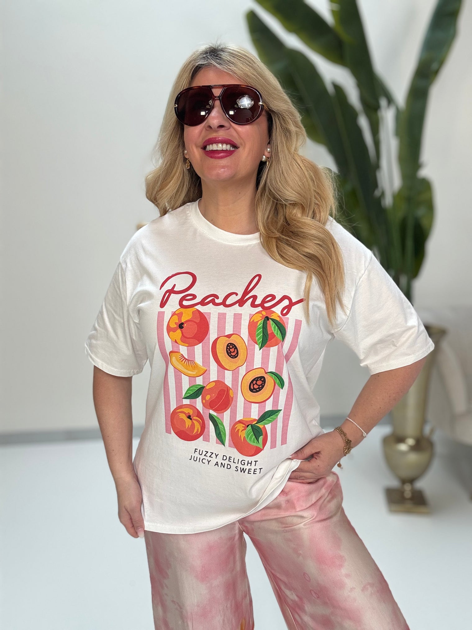 Statement Shirt PEACHES weiß