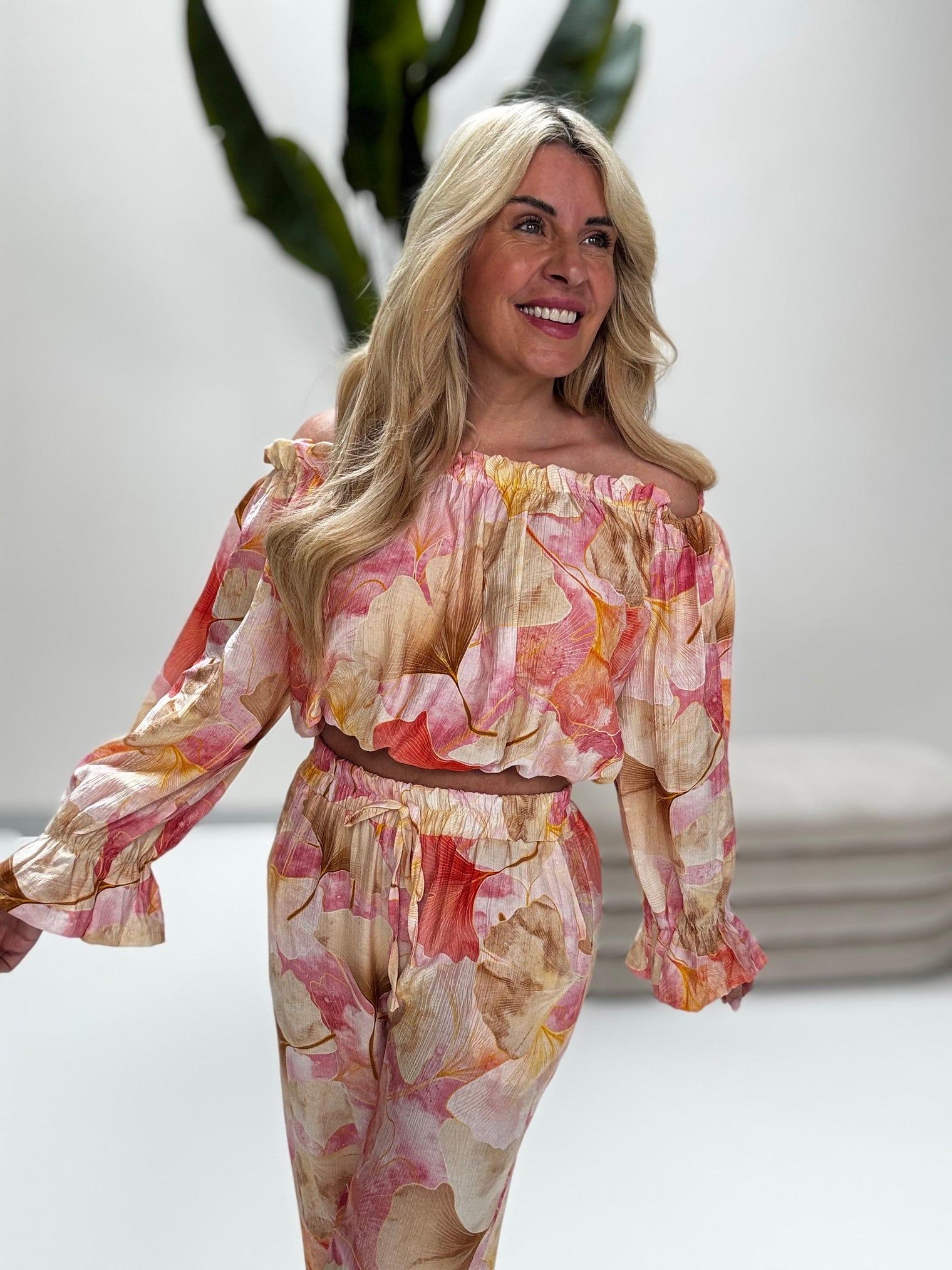 Carmen Bluse langarm FLORAL QUEEN beige/creme/rose