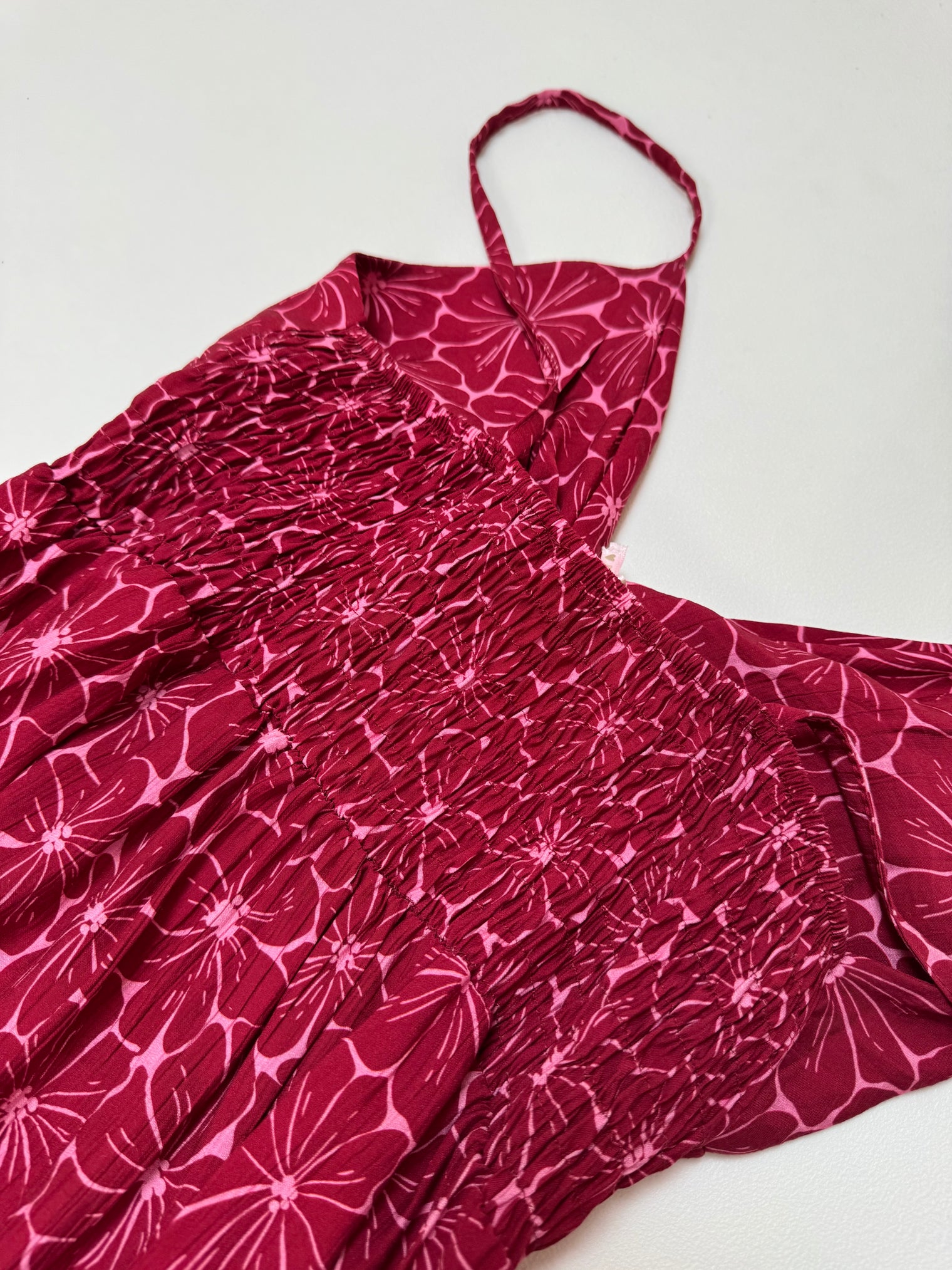 Luftiges Sommer Kleid FLORAL FEMININE mit dünnen Trägern burgundy/rose