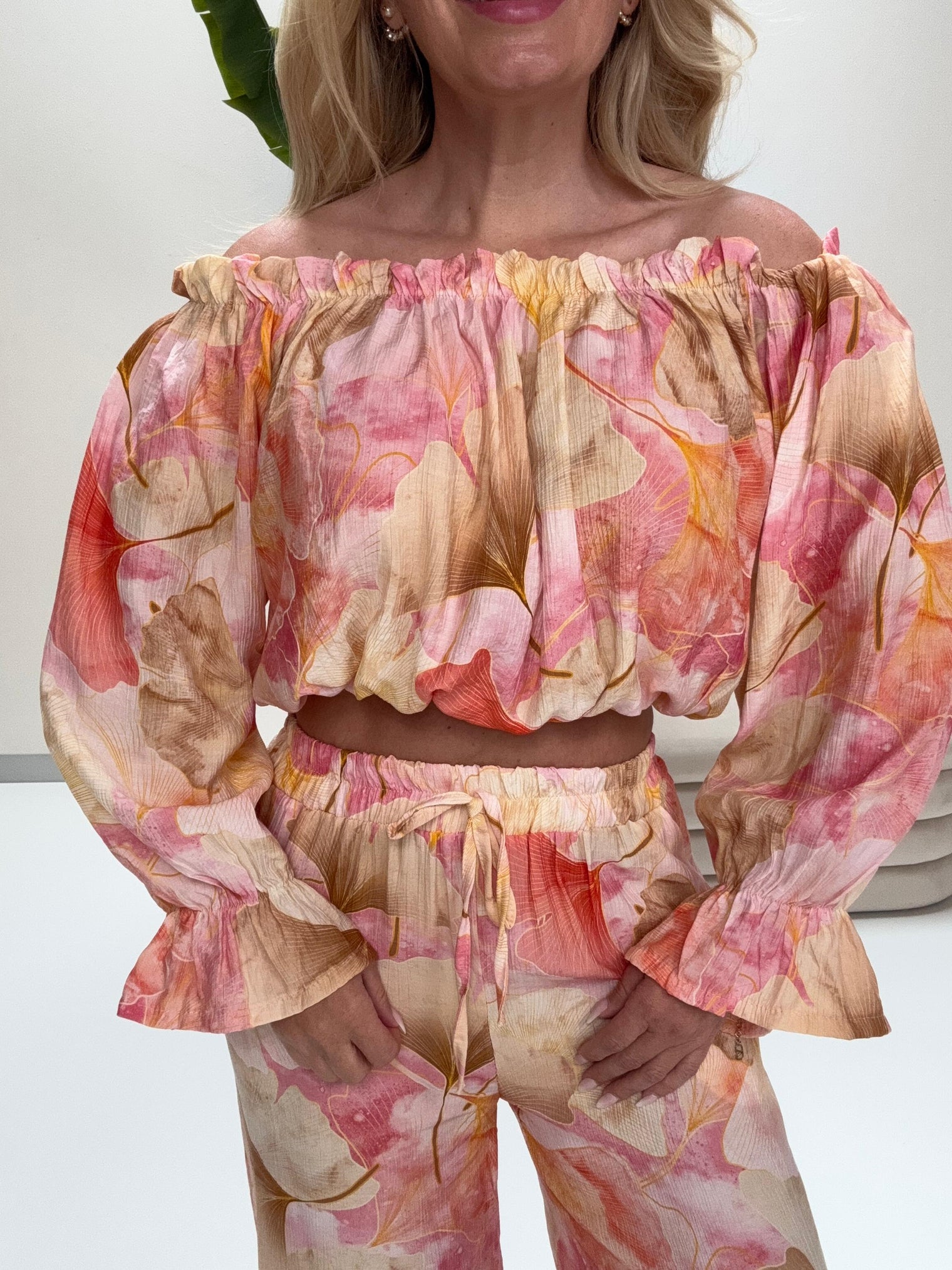 Carmen Bluse langarm FLORAL QUEEN beige/creme/rose