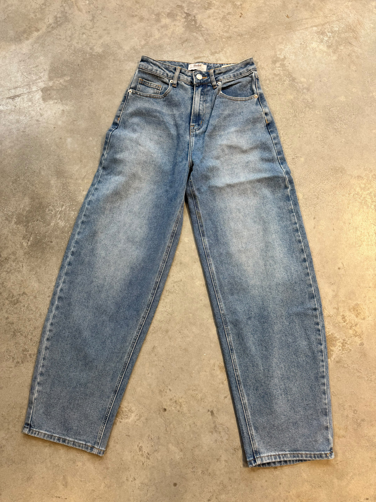 Stretch Mom Jeans light denim blue