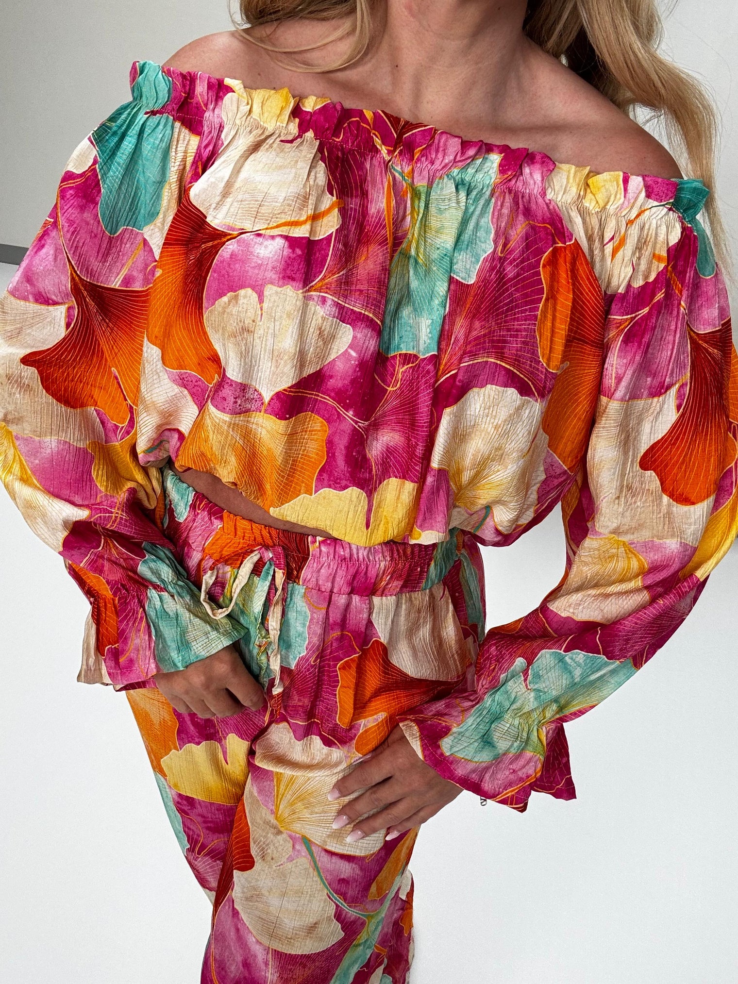Carmen Bluse langarm FLORAL QUEEN fuchsia/mint/orange