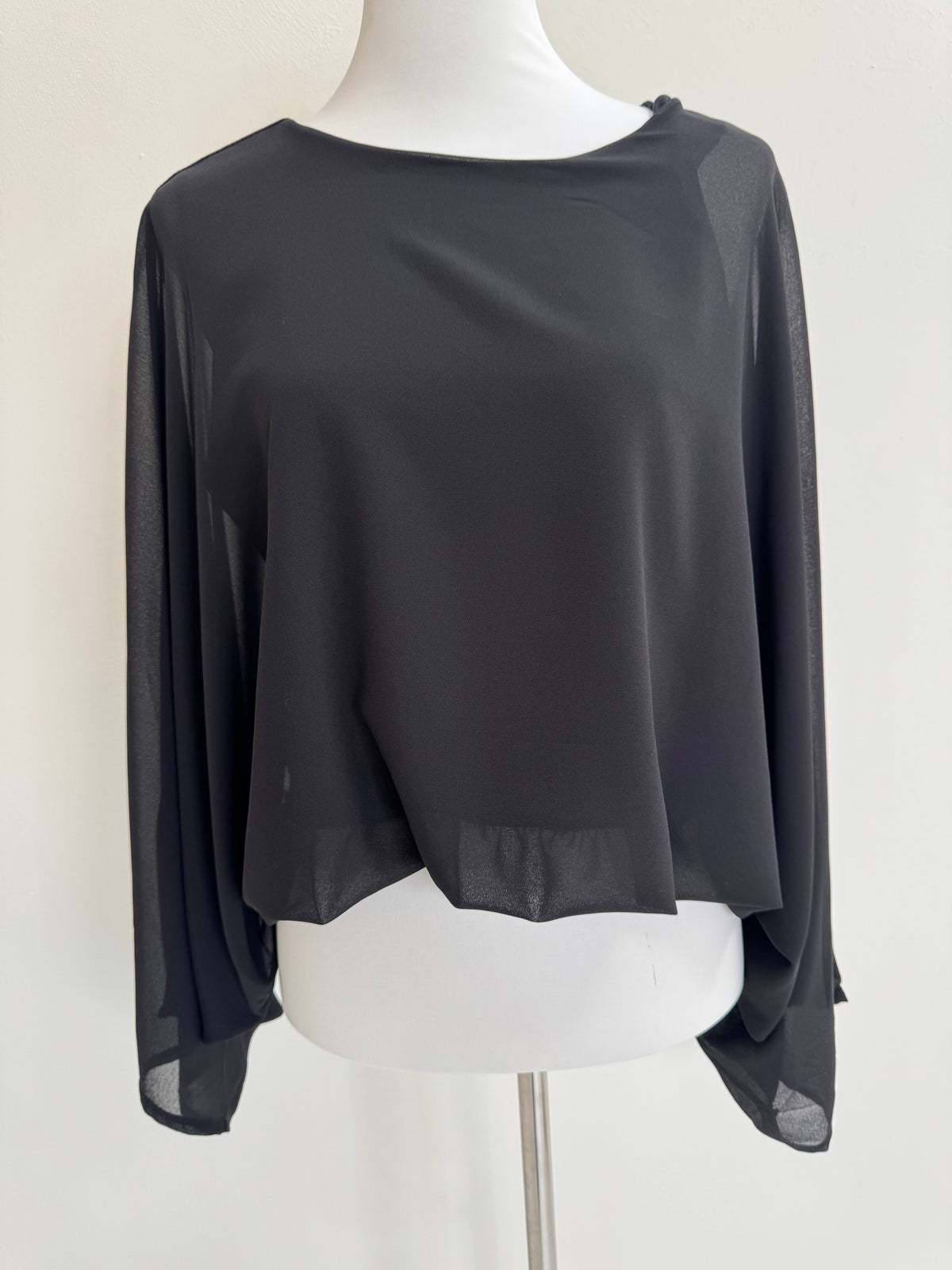 Transparent Bluse im Fledermaus Schnitt schwarz