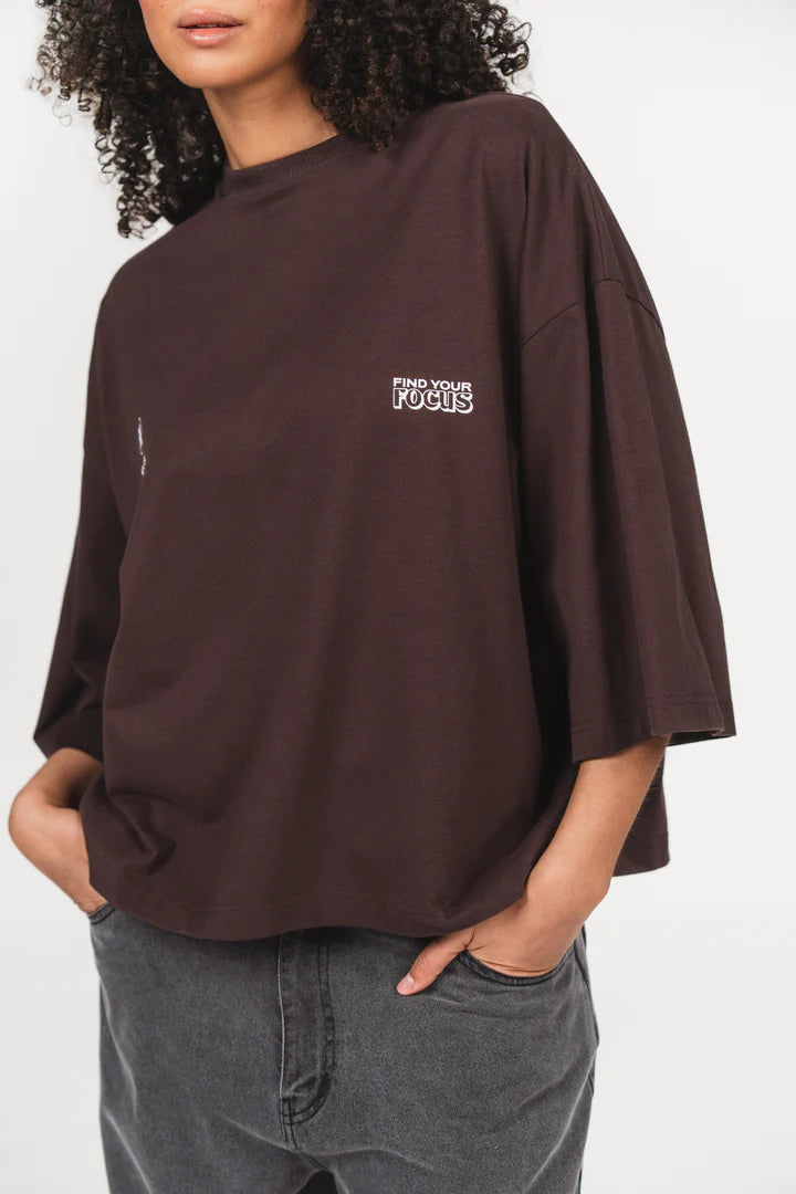 KARO KAUER T-SHIRT CROPPED BROWN