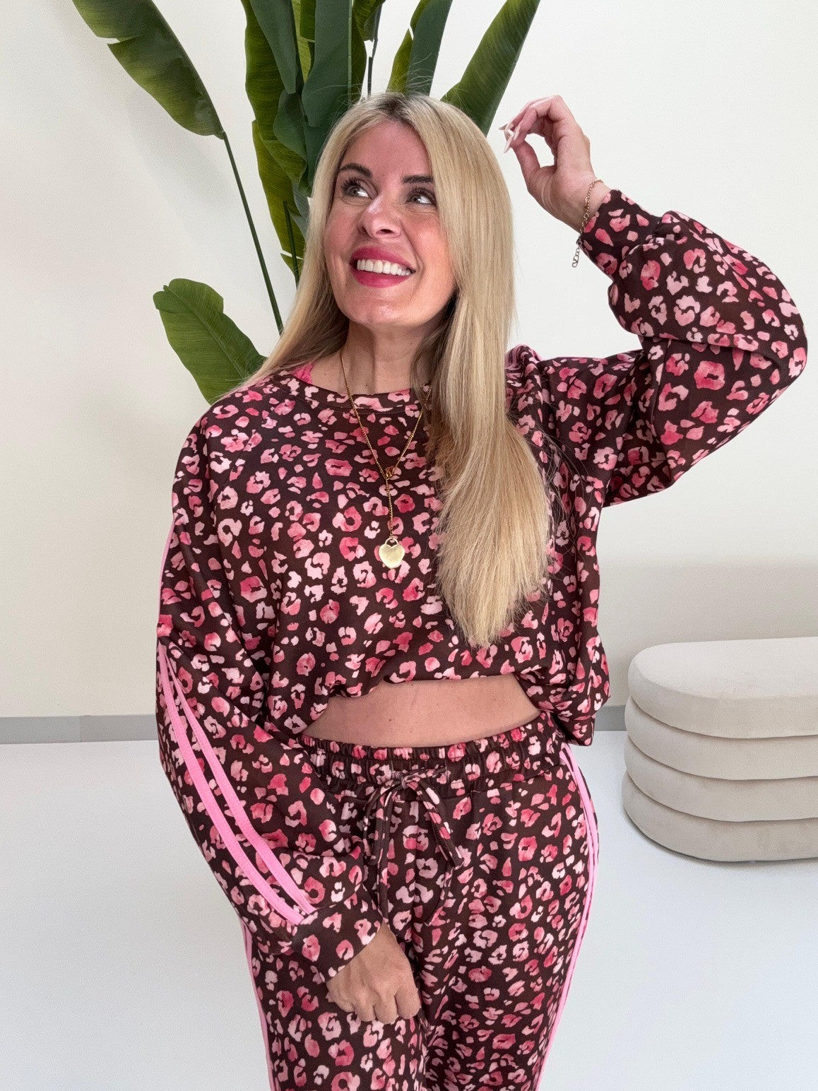 Butterstoff Sweater LEO LOUNGE braun/pink