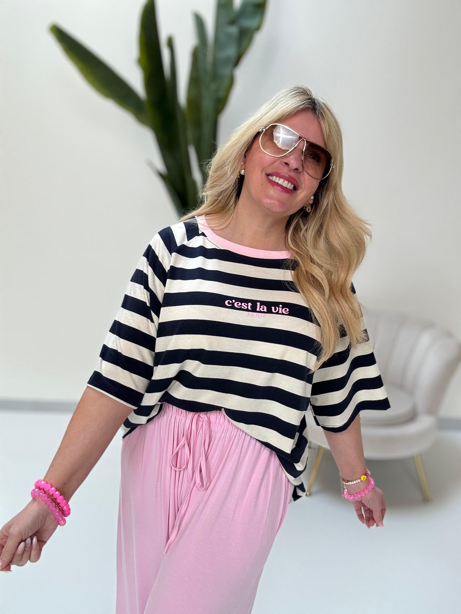 Statement Shirt dunkelblau/weiß C’est la vie Paris