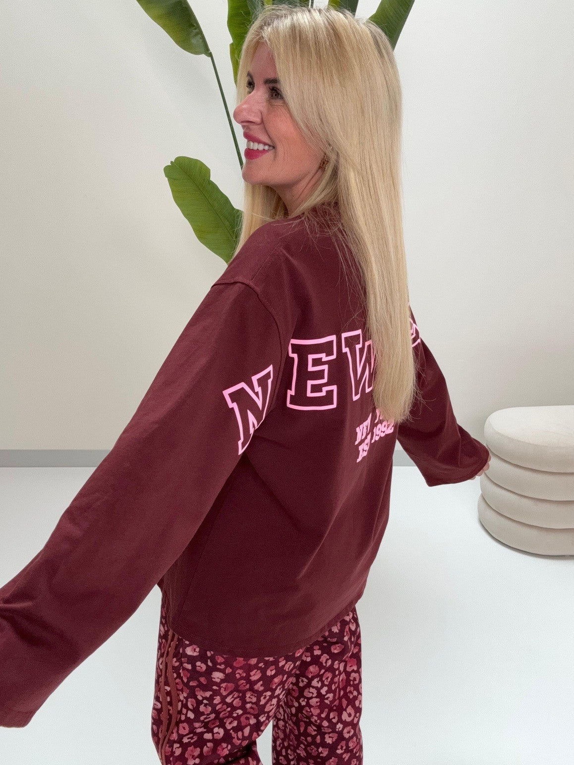 Statement Sweater burgundy NEW YORK