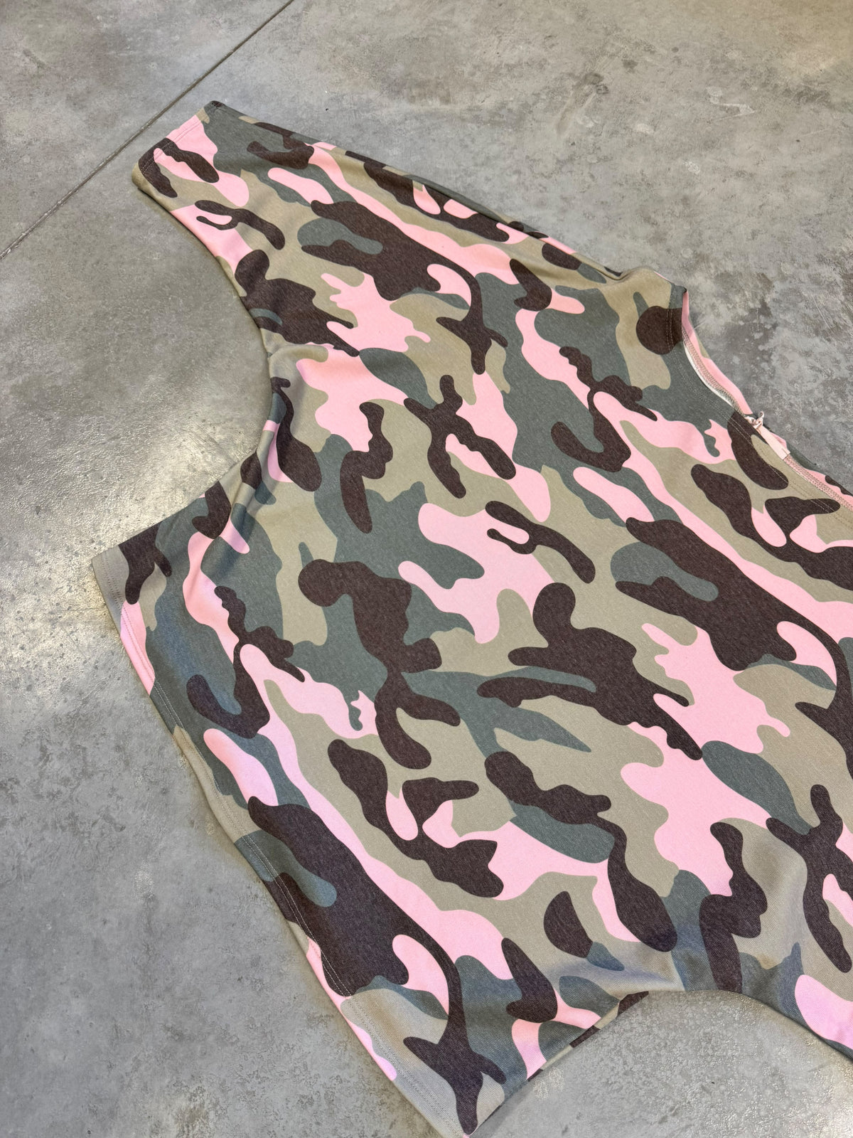 Longsleeve Camouflage grün/rosa