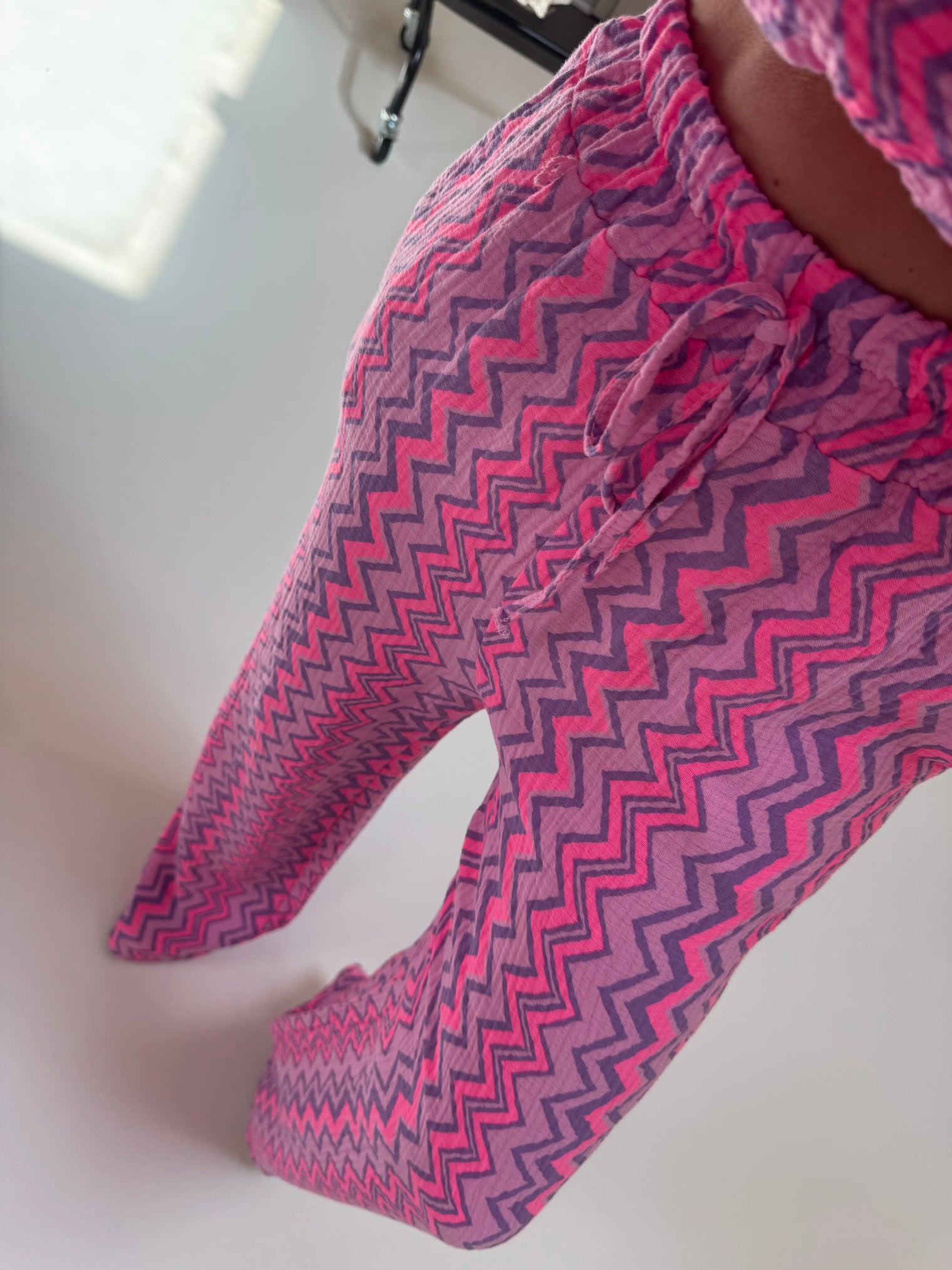 Musselin Hose ON FIRE rosa/lila/pink