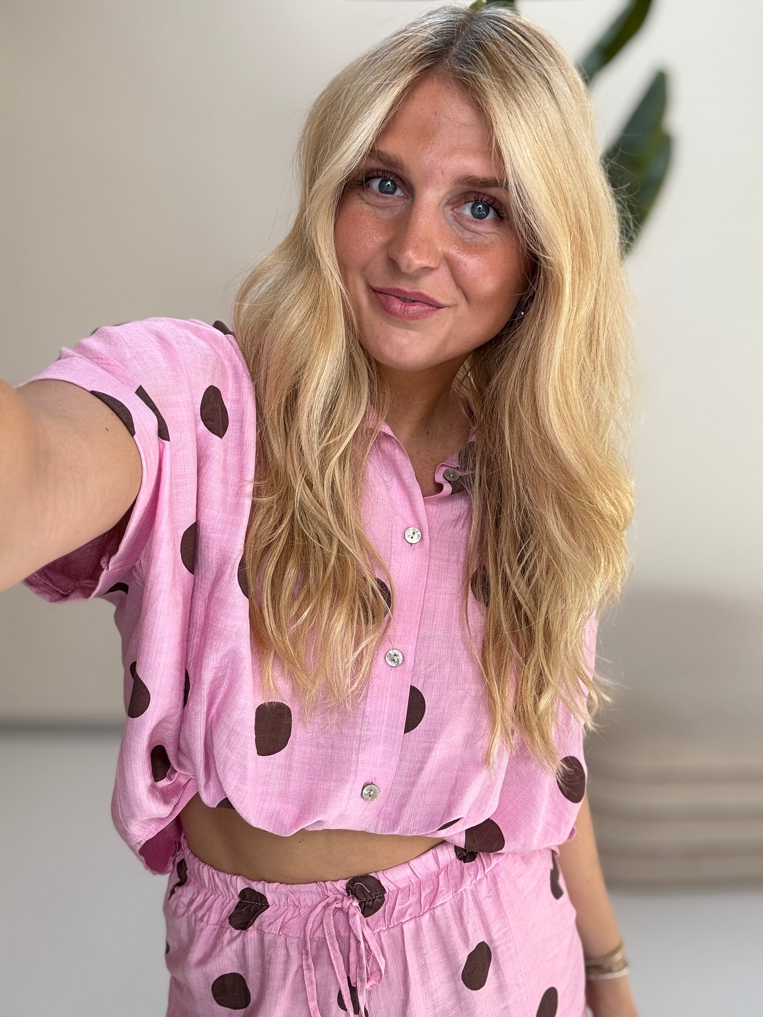 Leichte Sommer Bluse candy rose BIG POLKA DOTS coffee