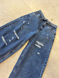 Destroyed Ballon/Barrel Jeans mit umgeklapptem Fashion Bund