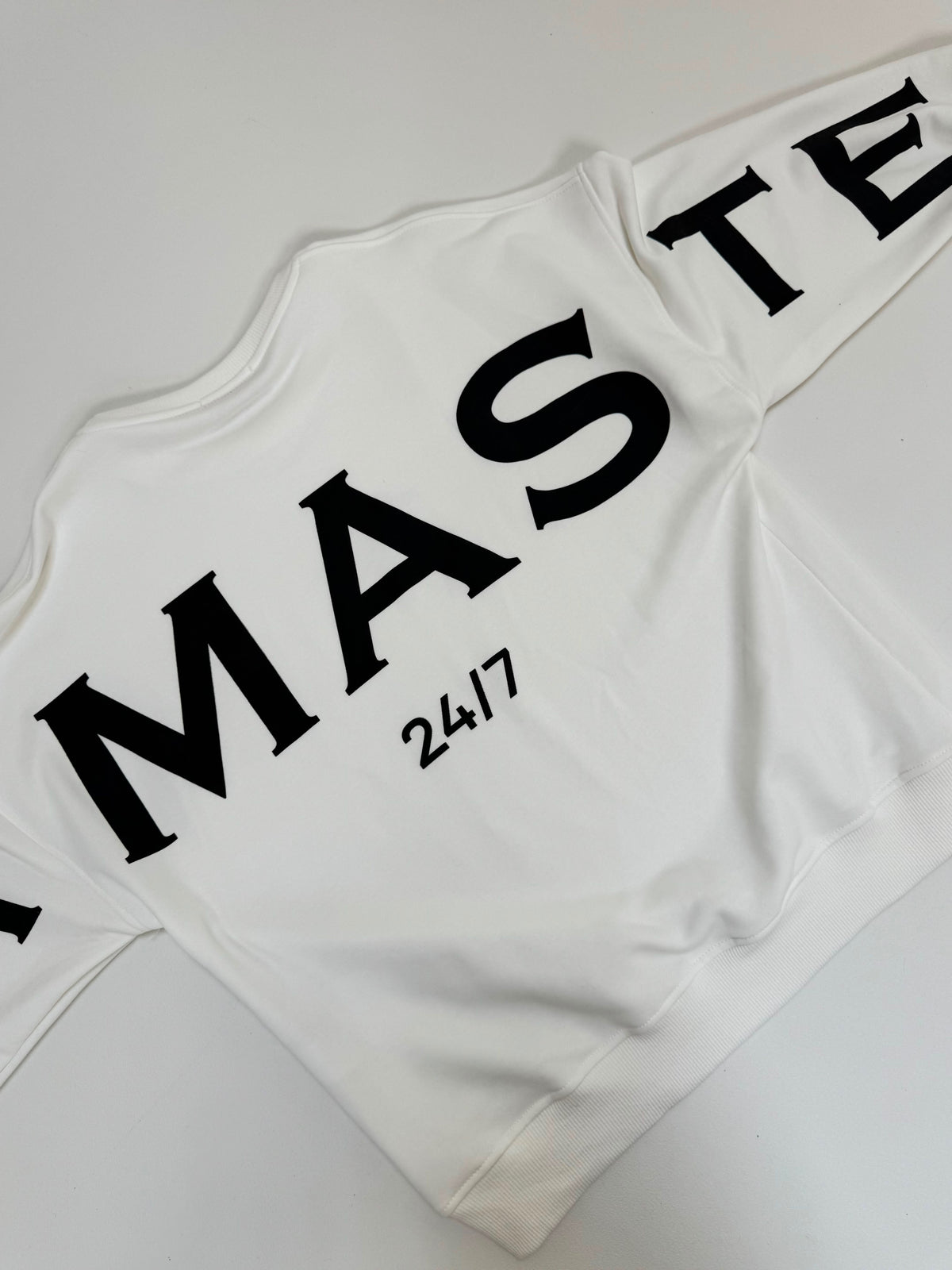 Sweater mit Rückenprint NAMASTE weiß