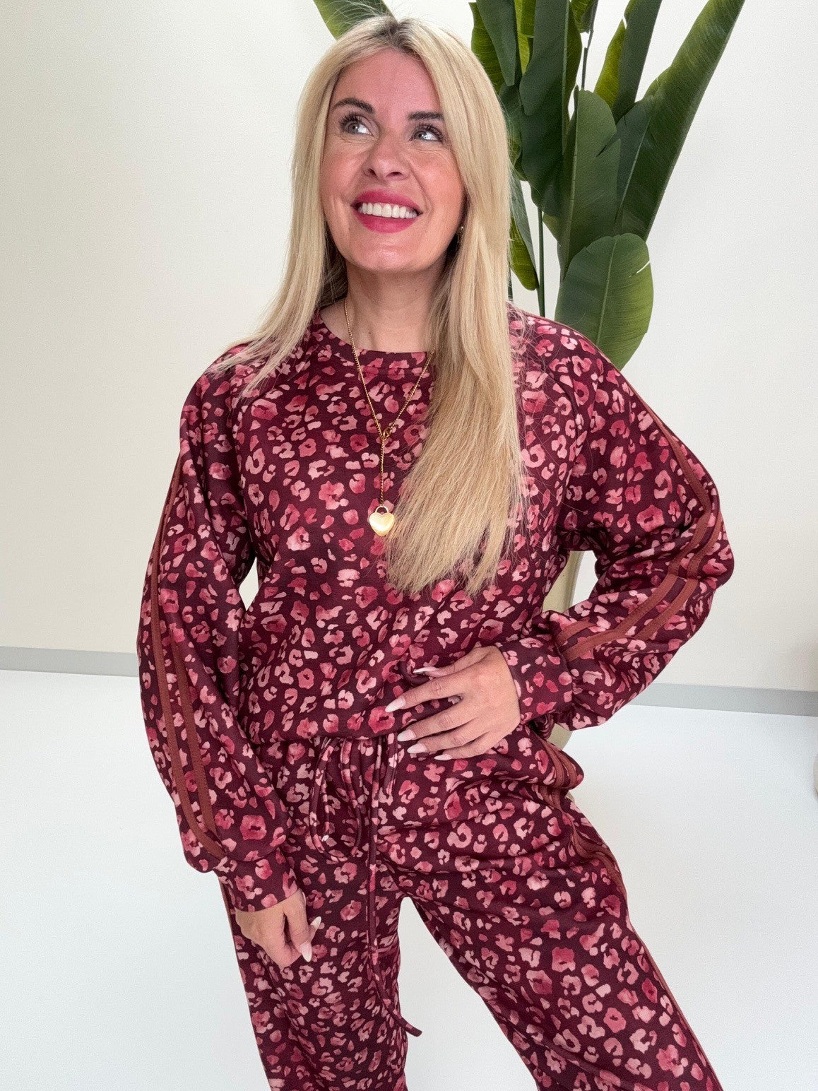 Butterstoff Sweater LEO LOUNGE burgundy/rosa