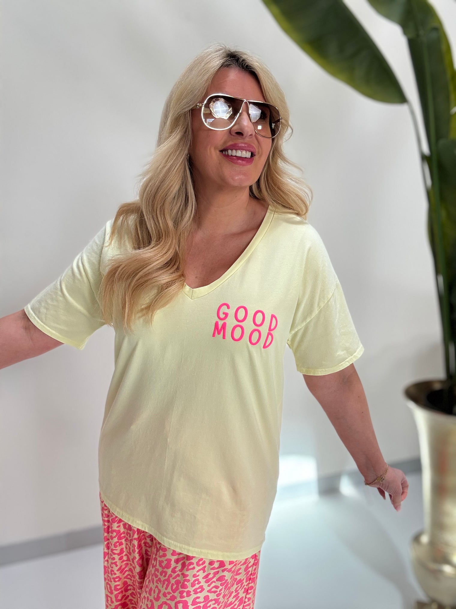 Statement Shirt gelb GOOD MOOD pink