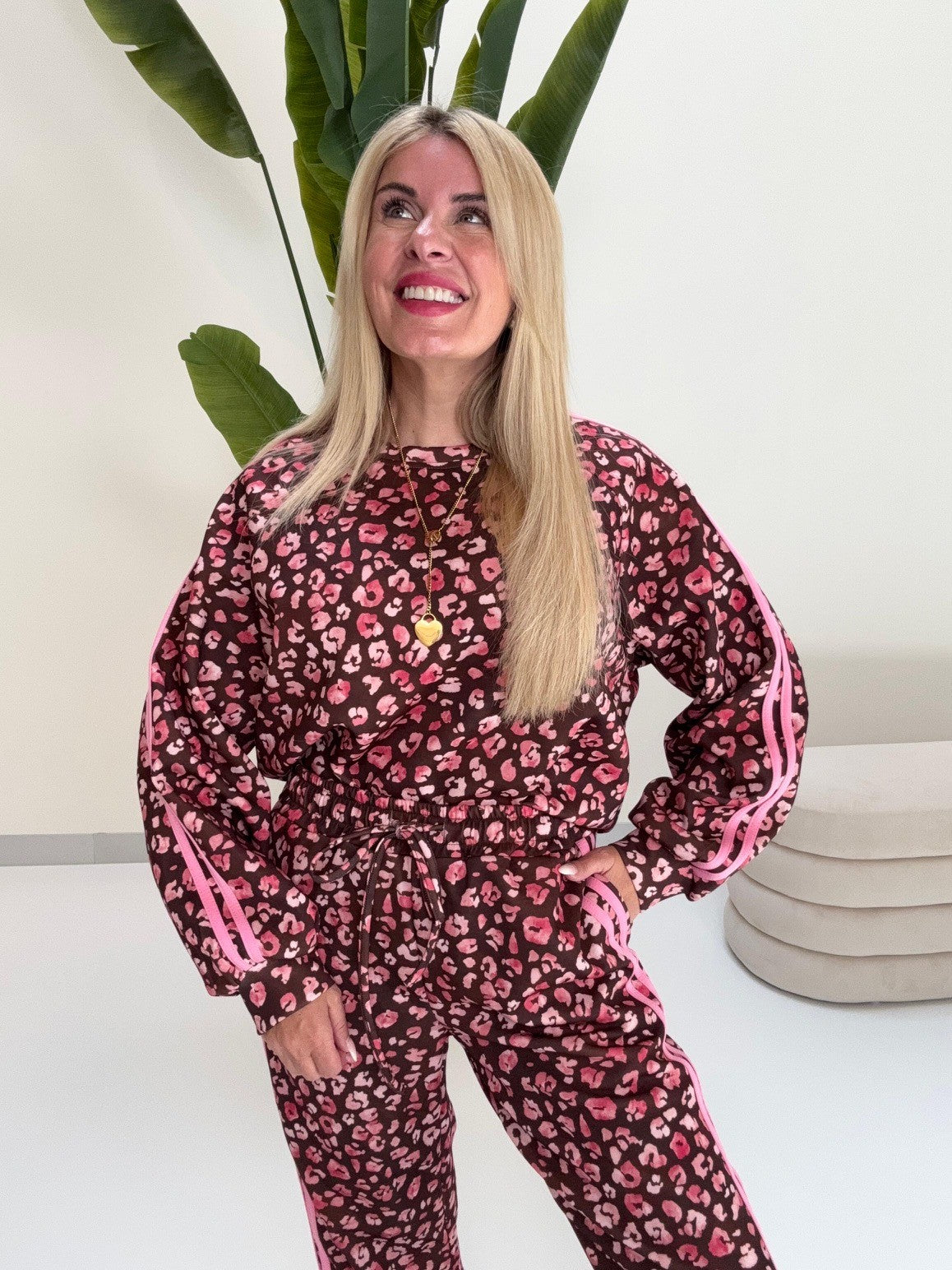 Butterstoff Sweater LEO LOUNGE braun/pink