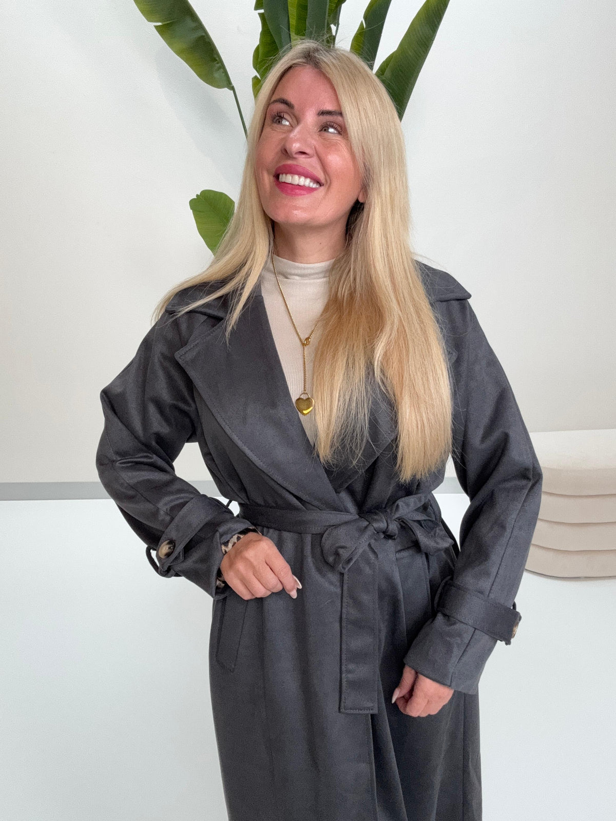 Velours Trenchcoat COZY KISS mit LEO Innenfutter dark grey