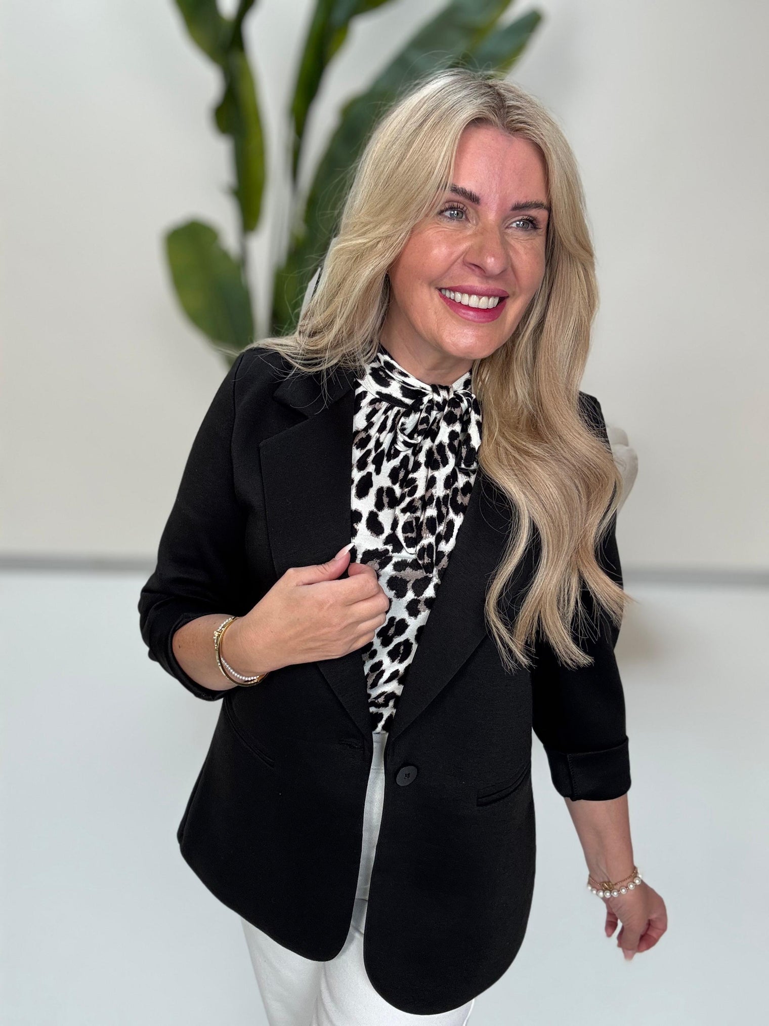 Stretch Butterstoff Blazer LOOK TO THE SKY schwarz
