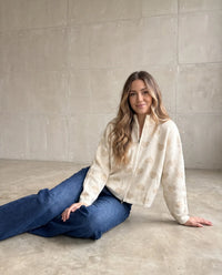 Zipper Strickjacke mit Herzchen weiß/creme