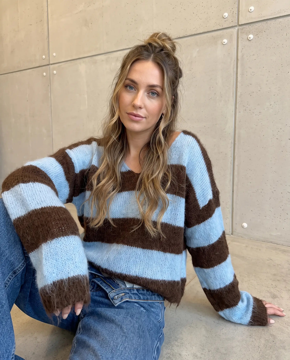Kuschelweicher Strickpullover mit Alpakaanteil blau/braun