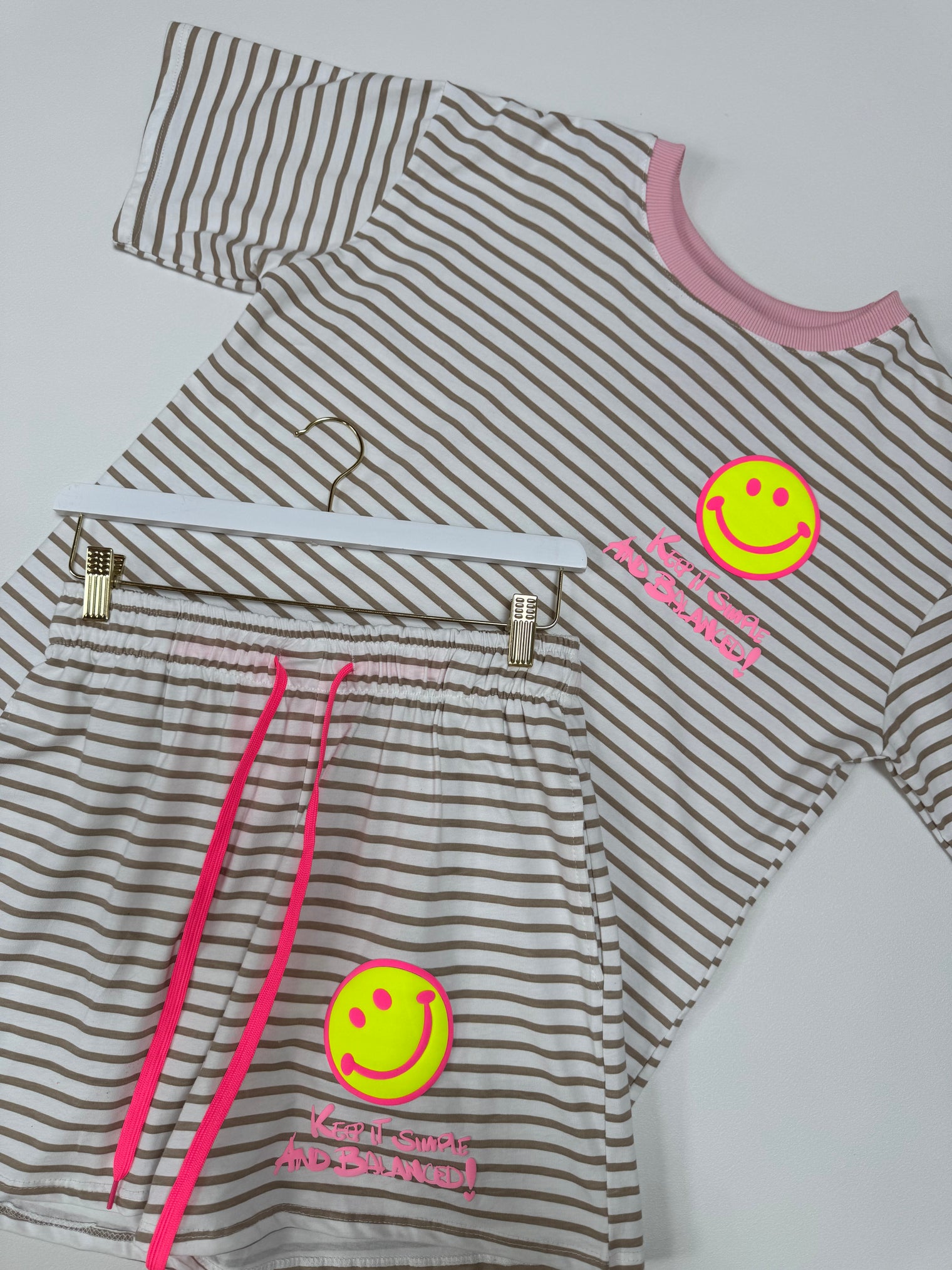 Gestreifte Baumwoll Shorts KEEP IT SIMPLE weiß/beige
