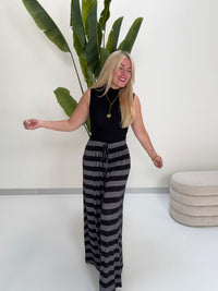 Butterstoff Hose BIG STRIPES stone grey/schwarz