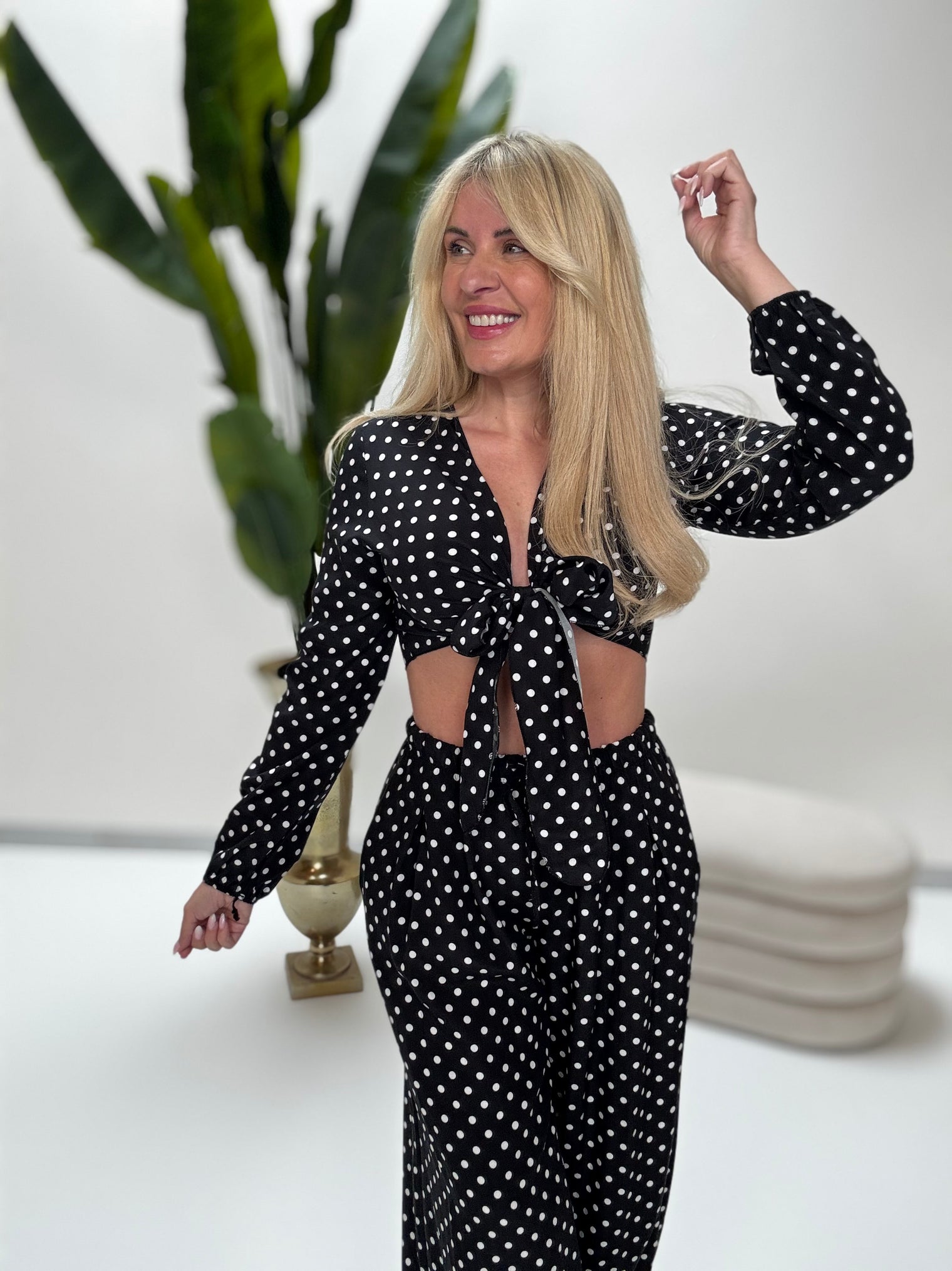 Bindebluse POLKA DOTS LOVE schwarz/weiß