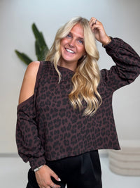 Sweater mit Cut-Out an der Schulter dark chocolate LEO POWER schwarz/taupe