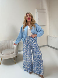 Hose himmelblau/weiß FEATHER