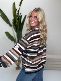 Butterstoff Sweater mit Patch am Ärmel SMALL STRIPES schwarz/braun/beige/creme/grau