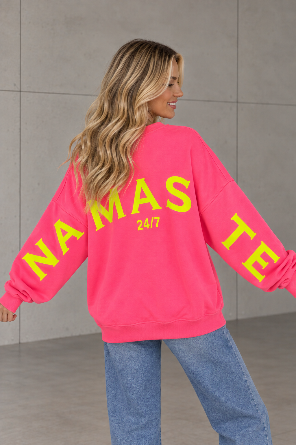 Sweater mit Rückenprint NAMASTE pink