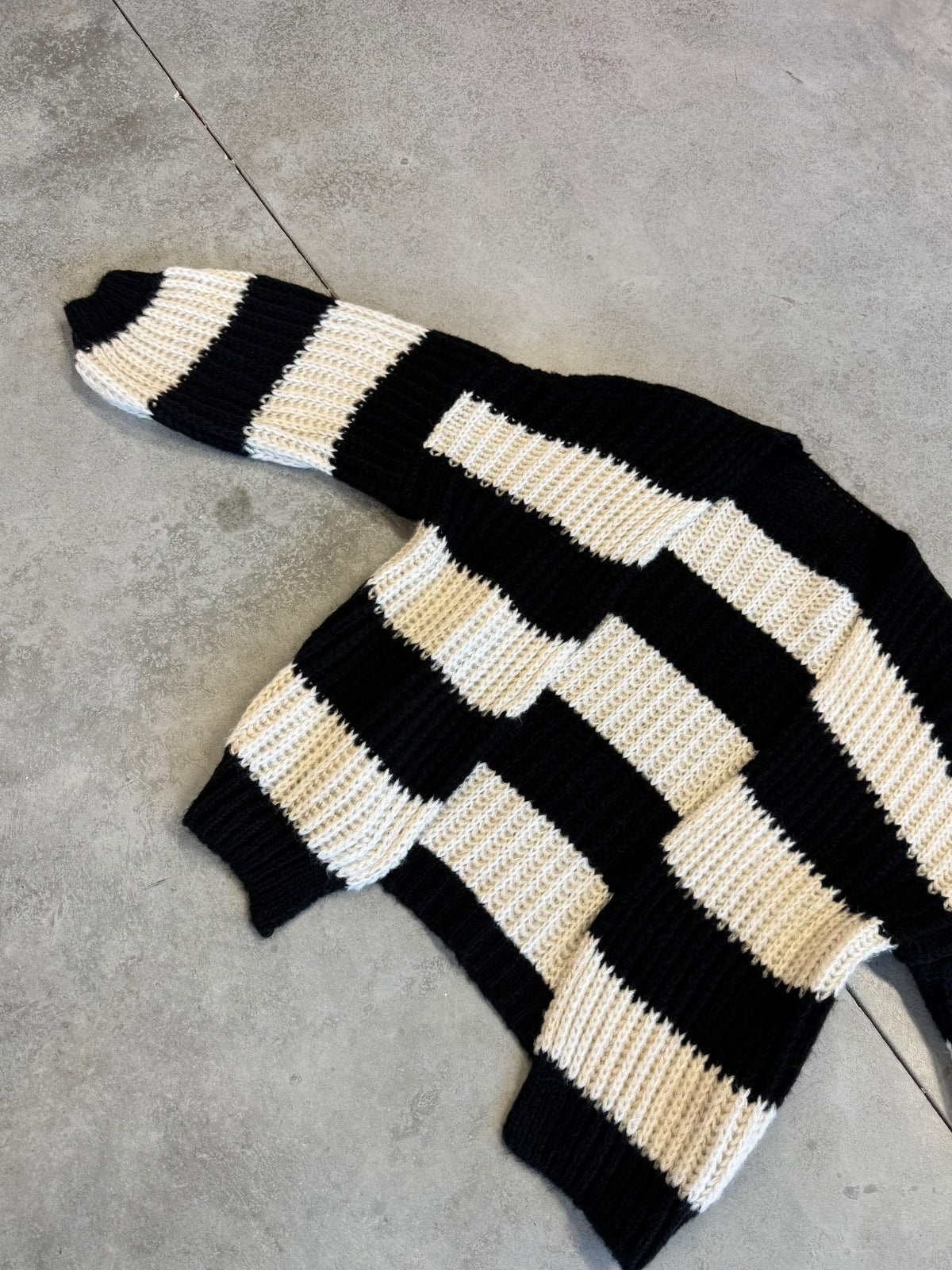 Strickjacke ONLY COZY VIBES schwarz/creme