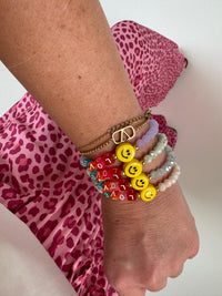 Armband GOOD VIBES ONLY mit Perlen & kleinem Anhänger