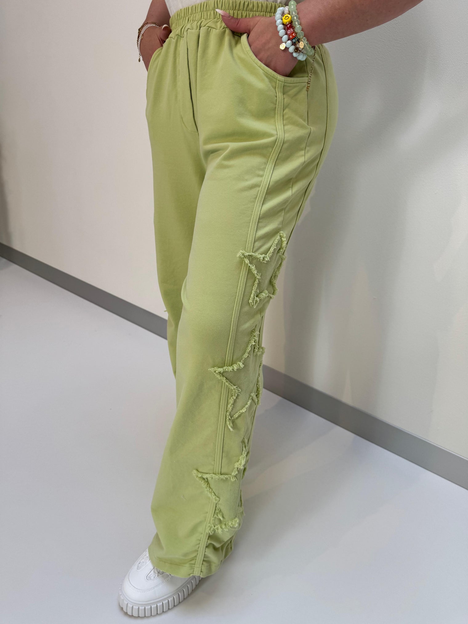 Weite Sweatpants RISING STARS limette