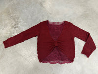Romantischer Pullover mit Spitzen Rückenausschnitt burgundy