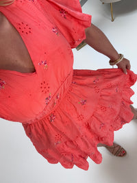 Kleid mit Lochspitze peach YOUR OWN ROMANCE mit kleinen Blümchen