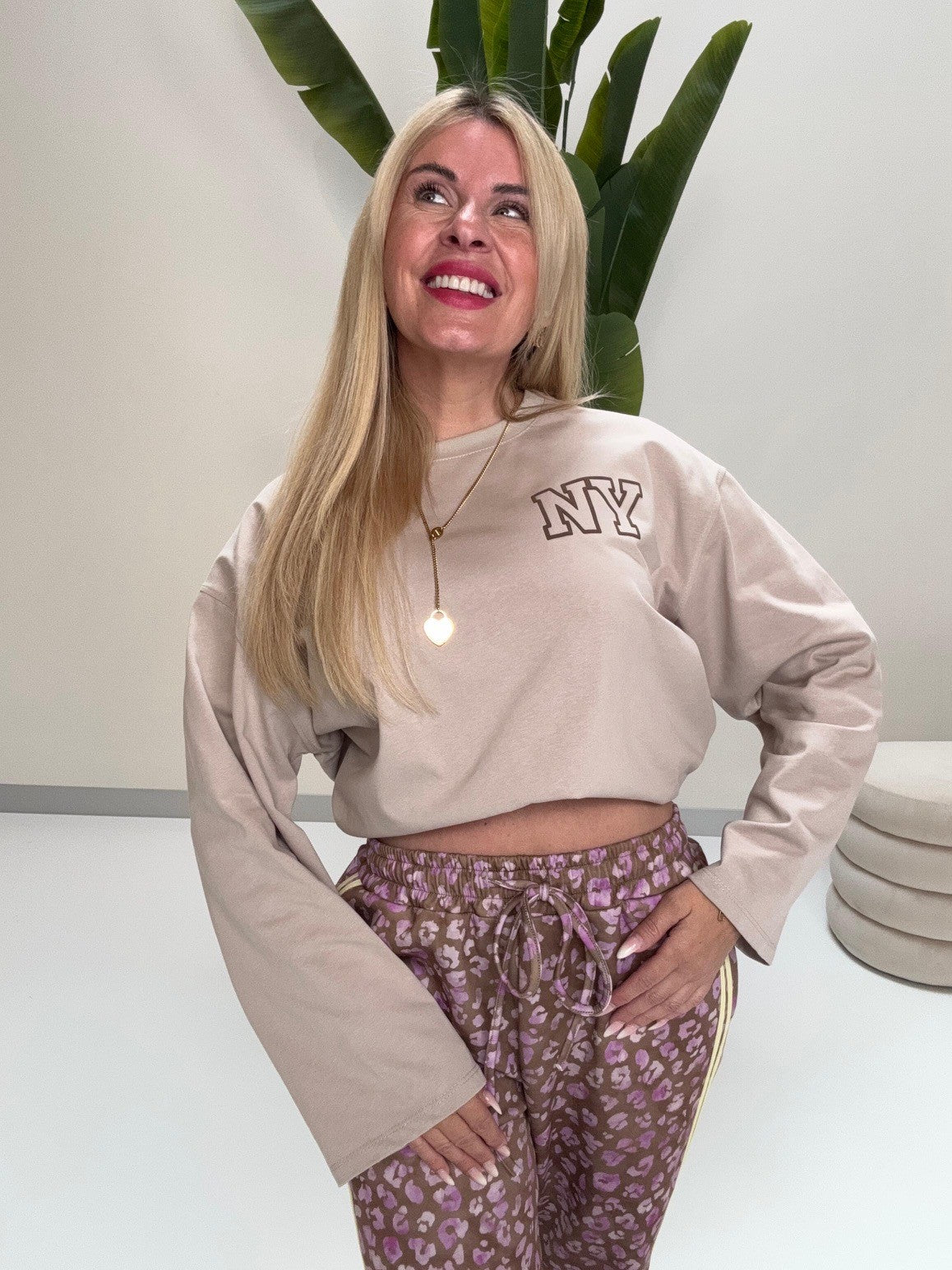 Statement Sweater hellbraun NEW YORK